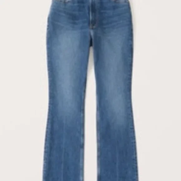 Abercrombie & Fitch Ultra High Rise Vintage Flare Jeans in Dark Wash, Size 29L - Picture 2 of 5